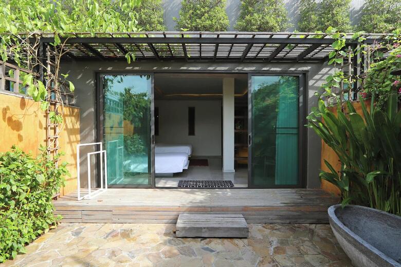 Hotel Dinso Resort