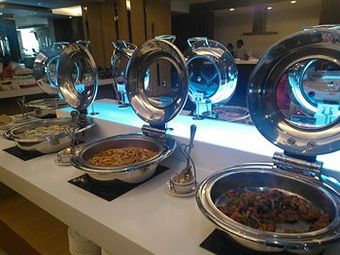 Golden City Rayong Hotel