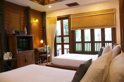 Hotel Horizon Village & Resort