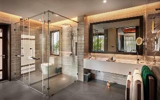 Hotel Khanom Beach Resort And Spa