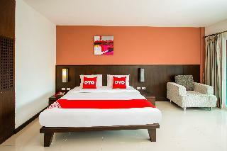 Oyo 241 Ratana Hotel Sakdidet