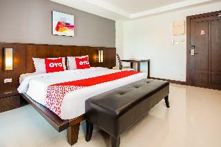Oyo 241 Ratana Hotel Sakdidet