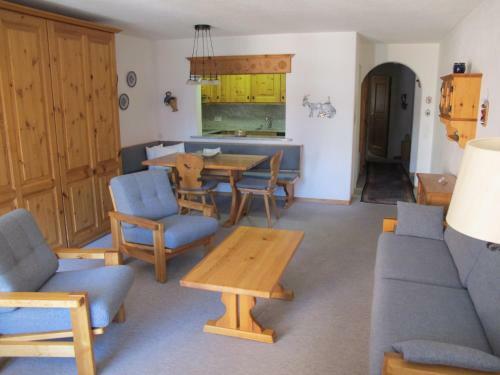 Aparthotel Chesa Bellaval