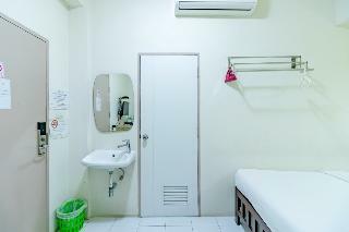 Sleep Dee Hostel