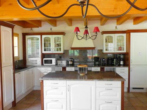 Holiday Home Voltaire Ovronnaz
