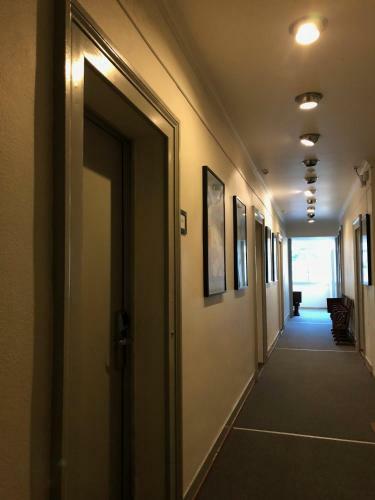 Albergue Vevey Hotel & Guesthouse