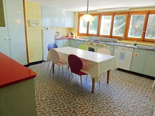 Holiday Home Riant-soleil Arveyes