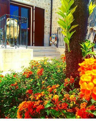 Hotel Borgo Giallonardo Country House