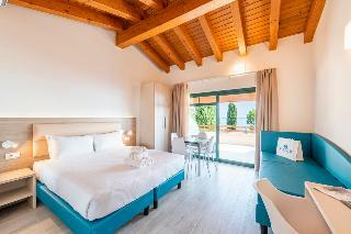 Hotel Desenzano Glam Village