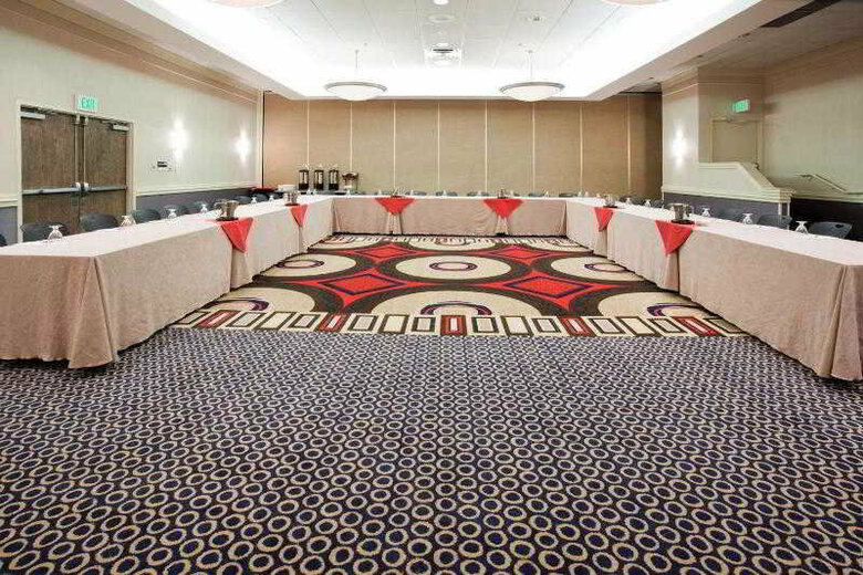 Hotel Ramada Plaza Marco Polo Beach Resort