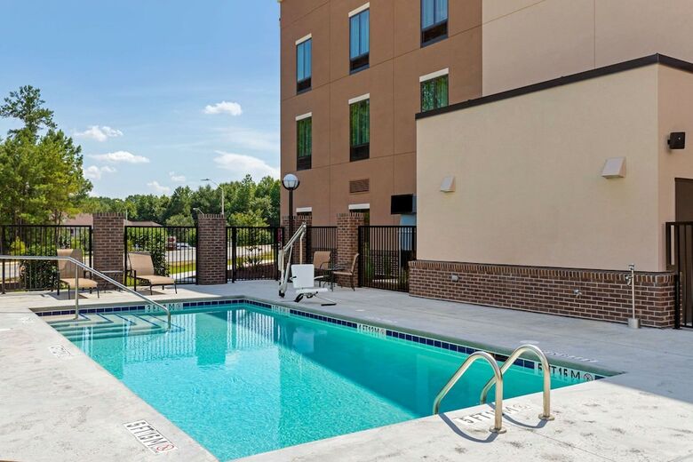 Hotel Comfort Inn Suites