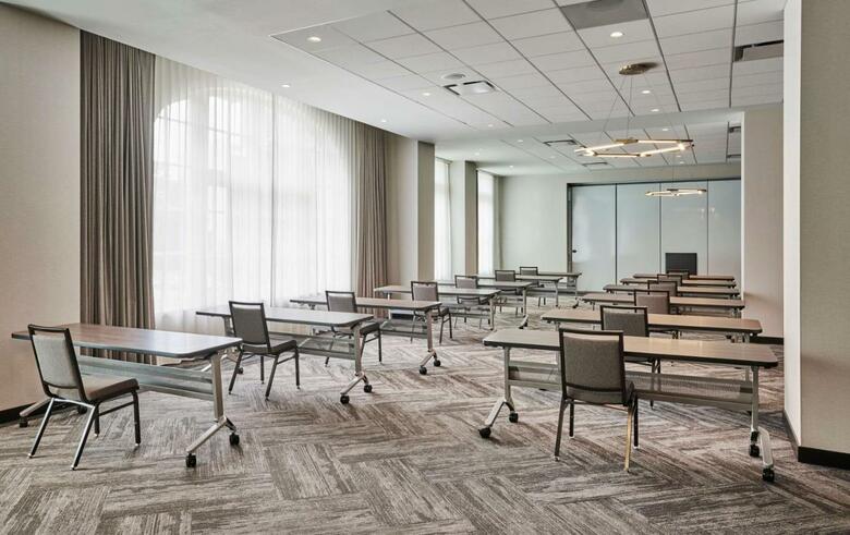 Hotel Hyatt Place Chicago Medical/university District