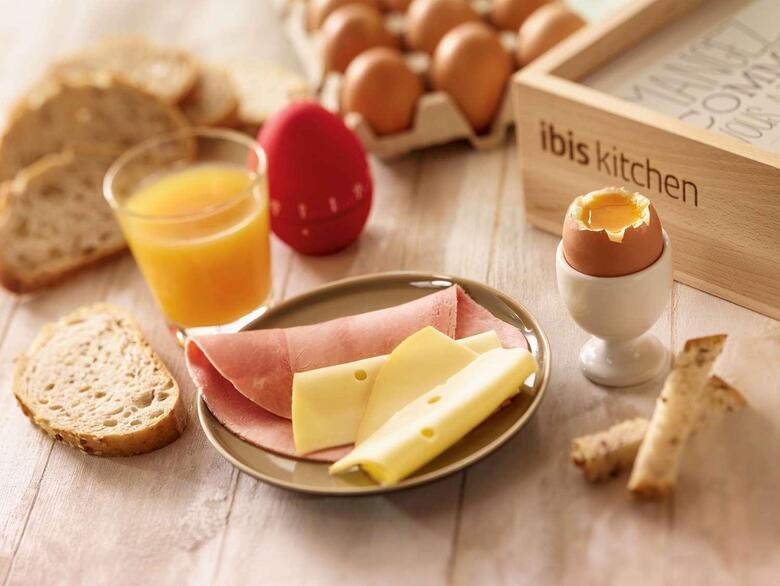 Hotel Ibis Paris Pantin Eglise