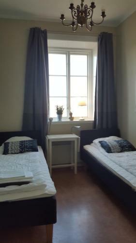 Hostel Above