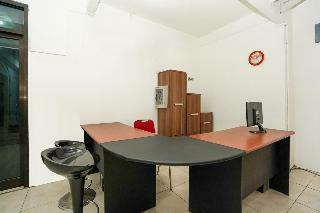 Oyo Life 2108 Griya Aisyah Residence