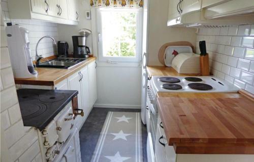 Holiday Home V�stra Myrsk�ren B�lsta