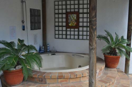 Hostal Pelican Place Guest Cottages