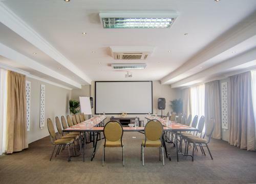Hostal Ruslamere Hotel, Spa And Conference Centre