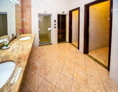 Apartamento Exquisite Suite Minutes From Al Mamzar Beach