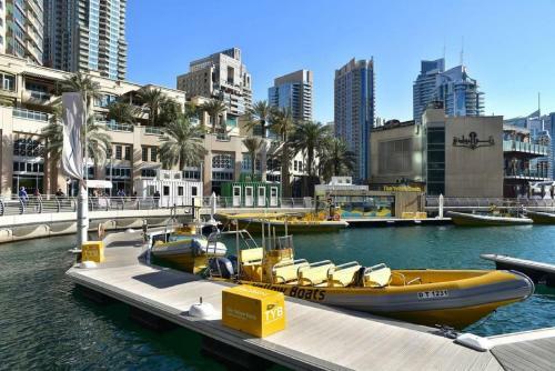 2 Bedroom Apartment In Marina Diamond 4