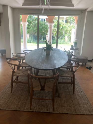 Impeccable 5 Beds Villa In Dubai