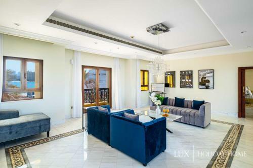 Villa Lux - The Dubai Paradise Palace