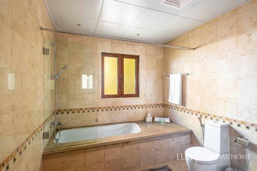 Villa Lux - The Dubai Paradise Palace