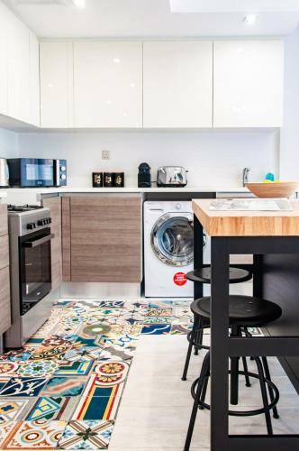 Apartamento Sophisticated 2br With Lush Interiors In Jvc