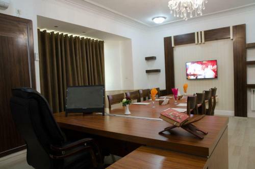 Arg Hotel