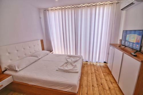 Hotel Summer Land