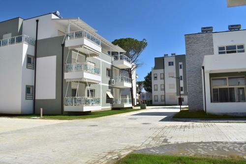 Perla Grey Apartment - 191