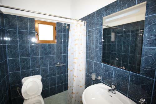 Hostal Room In Bb - Hotel Horizont -antena Room 03