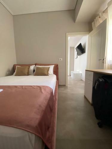 Ladi Guest House