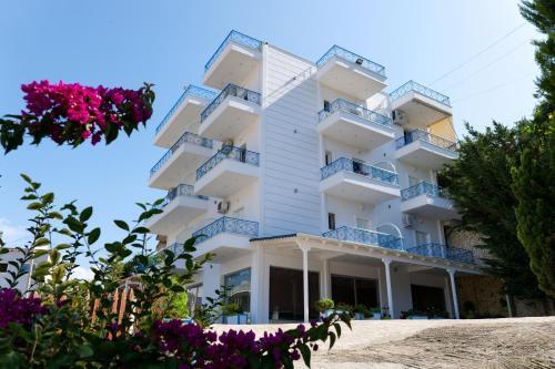2-bedroom Apartment In Saranda