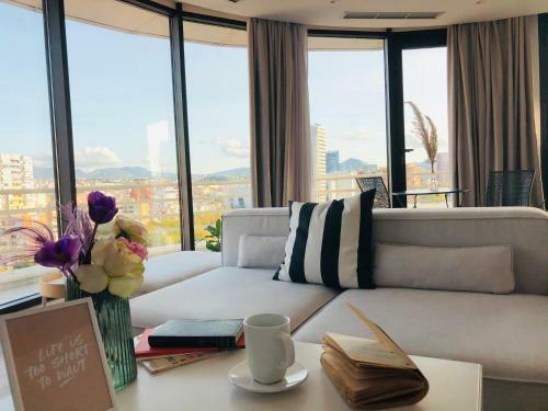 Apartamento Rooftop Tirana - Choose Balkans