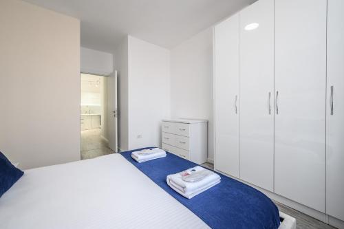 Luxury Apartment Skanderbag Square