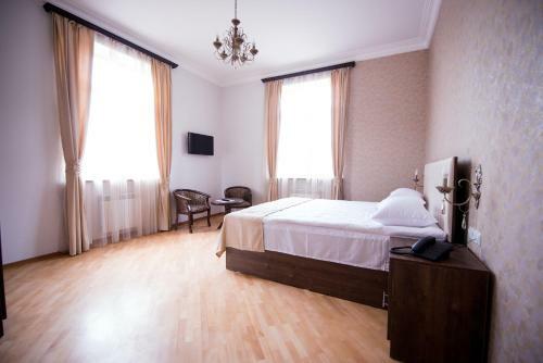 Royal Palace Hotel
