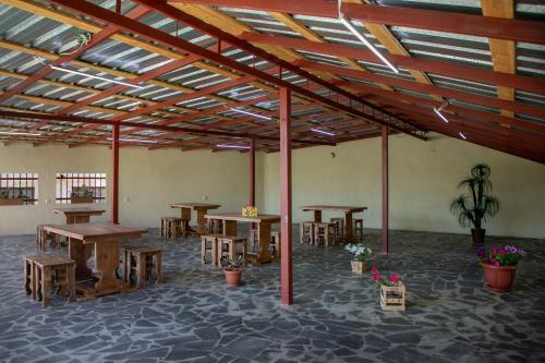 Albergue Tatev Hotel And Tours