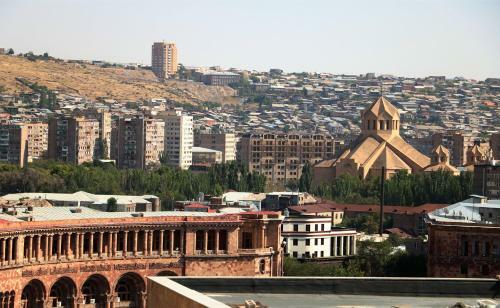 Apartamento Yerevan4you City Center