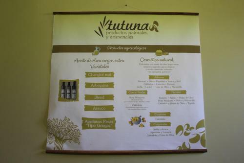 Caba�a En Olivar Centenario Agroecol�gico Tutuna