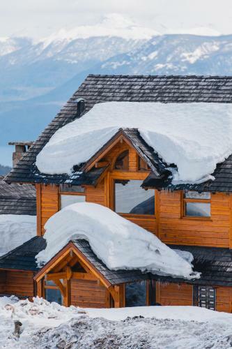 Lodge Caba�as Con Vista Al Cerro Chapelco.