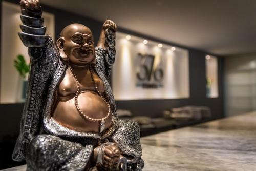 Hotel 376