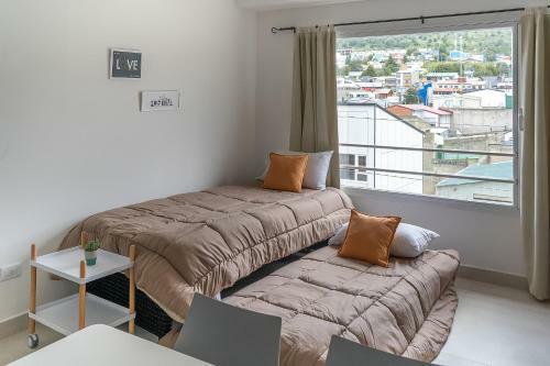Happy Guest Apart