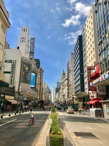 Apartamento Av Corrientes Con Estacionamiento