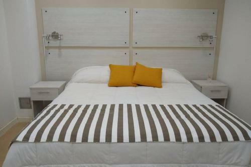 Apartamento Departamento Amueblado En Centro de Corrientes