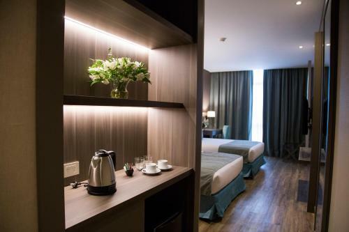 Hotel Land Plaza La Plata