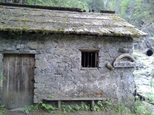 Posada Gasthof Weigand Trunk