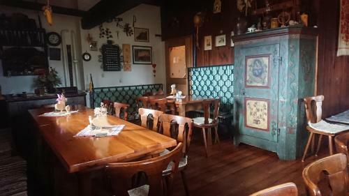 Hostal G�stehaus Der Gamser Winzerstube