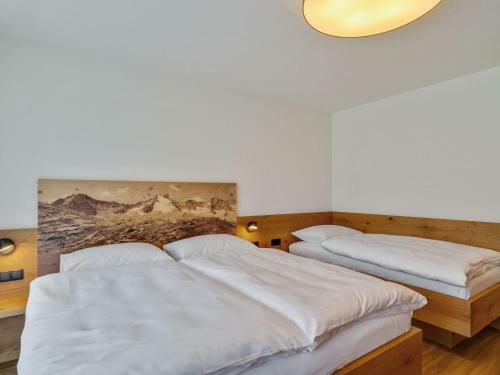 Alluring Apartment In Hart Im Zillertal With Parking