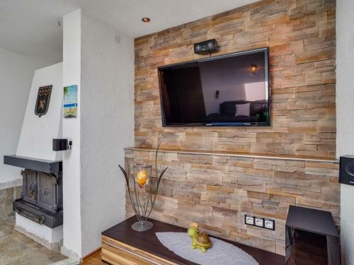 Simplistic Apartment In Ramsau Im Zillertal With Ski-storage